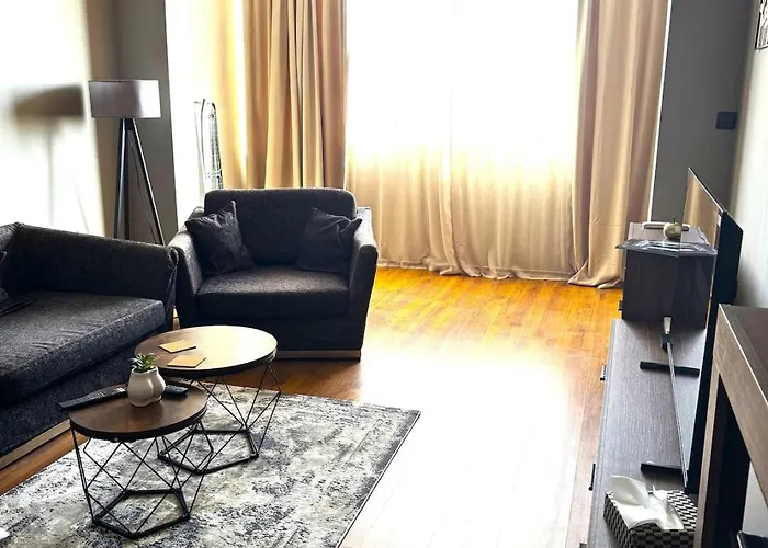 Frankie Апартамент Варна